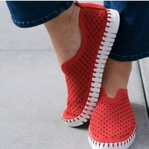Ilse Jacobson red tulip comfy shoes